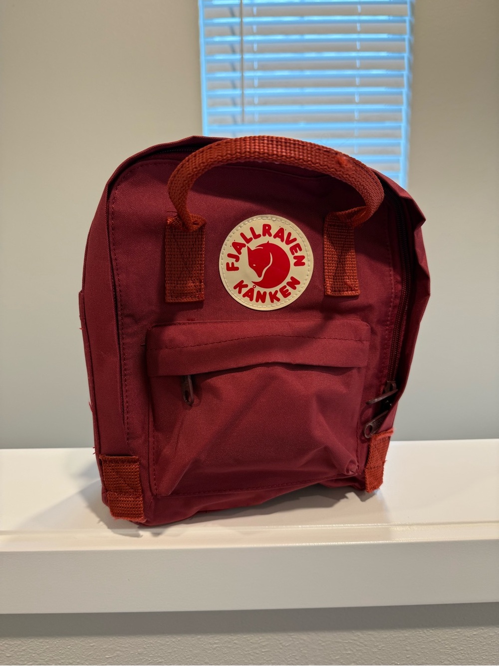Fjallraven Kånken Mini Backpack in Deep Rust Red
